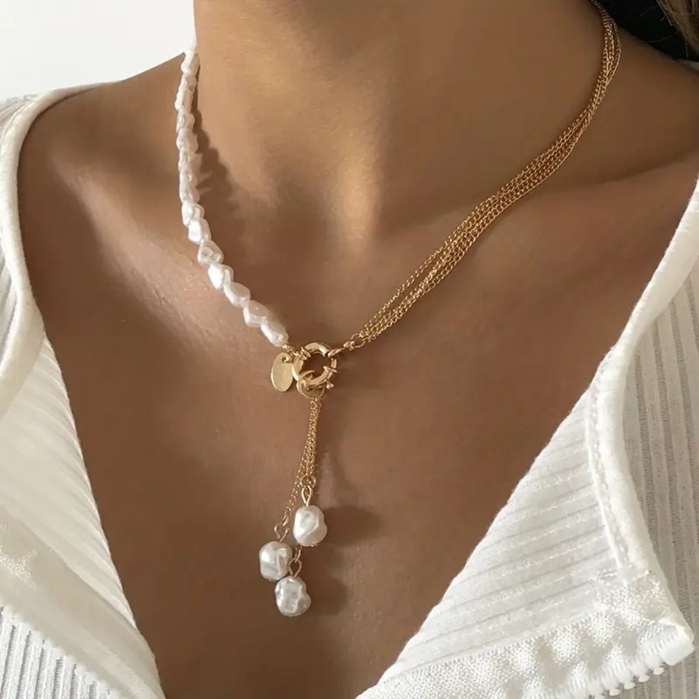 Baroque Pearl Pendant